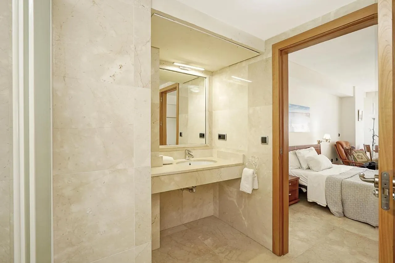 Apartamento en 1ª línea de playa, Estepona Centro España