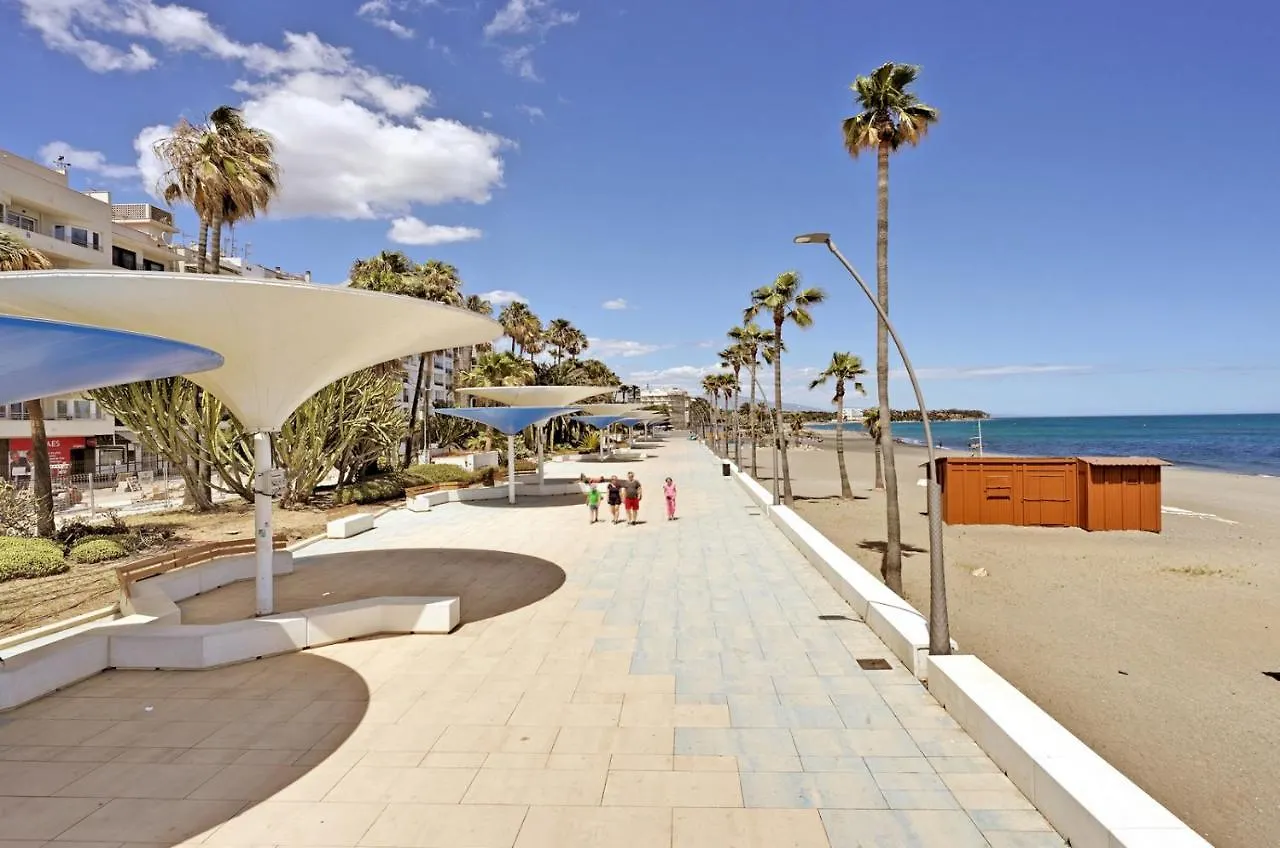 Apartamento en 1ª línea de playa, Estepona Centro España