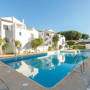 Apartamento En Playa Benamara , Estepona España