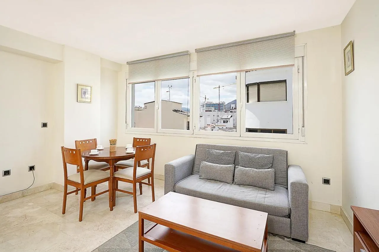 아파트 Apartamento En 1ª Linea De Playa, Estepona Centro